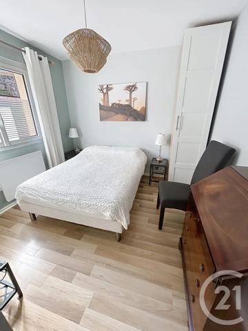 Maison à vendre  5 pièces - 127 m 2   EPINAL  - 88