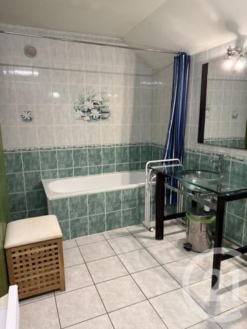 Maison à vendre  4 pièces - 81,34 m2 ST PIERRE EN FAUCIGNY - 74