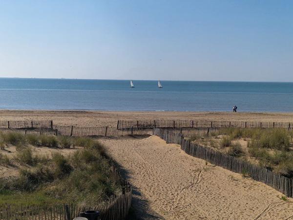 Appartement T2 - Vue sur l'Océan Chatelaillon plage Appartement T2 - Vue sur l'Océan Chatelaillon plage
