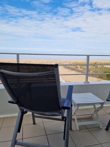Appartement T2 - Vue sur l'Océan Chatelaillon plage Appartement T2 - Vue sur l'Océan Chatelaillon plage