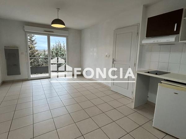 Location Appartement 2 pièces 37.23 m² - 752 BD JEAN COCTEAU Sorgues 84700