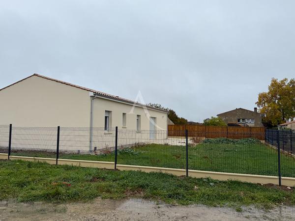 Maison Saint Sever De Saintonge 5 pièce(s) 114.3 m2