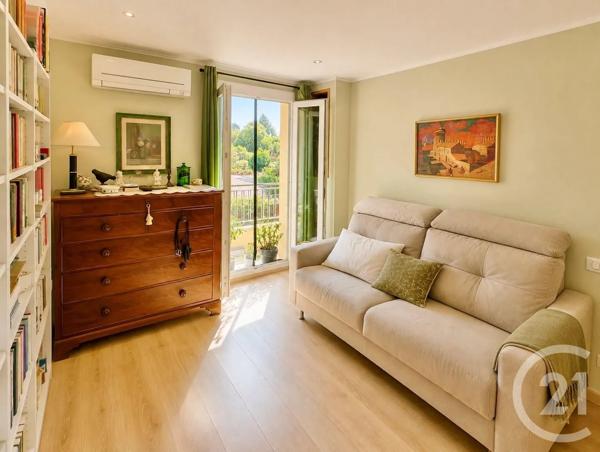Appartement à vendre  3 pièces - 73 m 2   MENTON  - 06