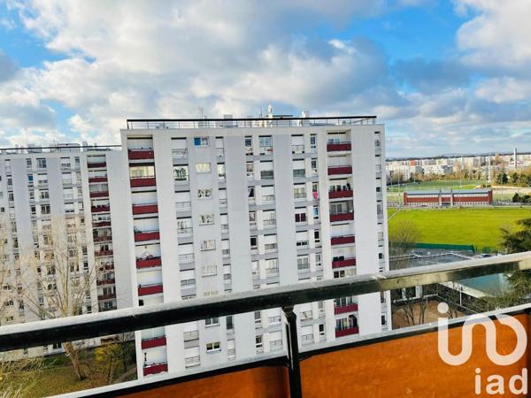 Appartement 4 pièces de 68 m² à Aulnay-sous-Bois (93600)