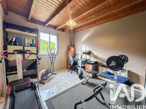 Maison à vendre 9 pièces 220 m² Cornas