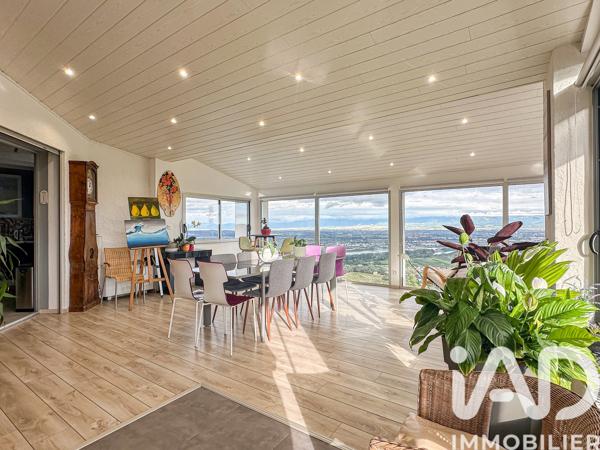 Maison à vendre 9 pièces 220 m² Cornas