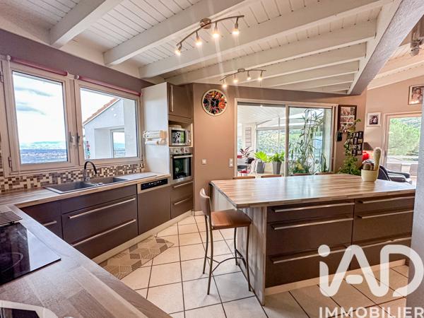 Maison à vendre 9 pièces 220 m² Cornas