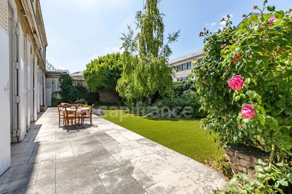 Appartement bourgeois 260 m² avec terrasse et jardin à vendre 6 pièces REIMS (51)