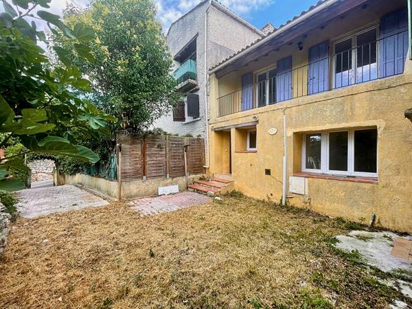 Maison
         5 pièces
        - 73 m² 159 000 € *