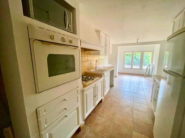 Maison
         5 pièces
        - 73 m² 159 000 € *