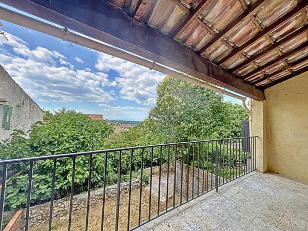 Maison
         5 pièces
        - 73 m² 159 000 € *