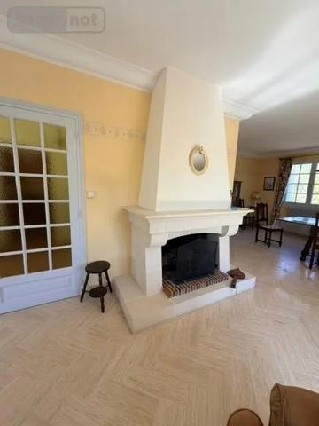 Achat - Maison Saint-Hilaire-Saint-Florent 49400 5 pièces 170 m 2 2408 m 2