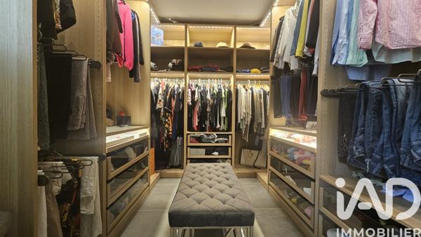 Maison à vendre 6 pièces 135 m² Le Luc