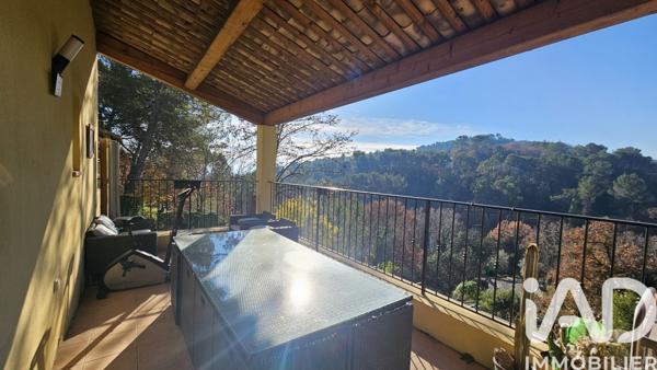 Maison à vendre 6 pièces 135 m² Le Luc