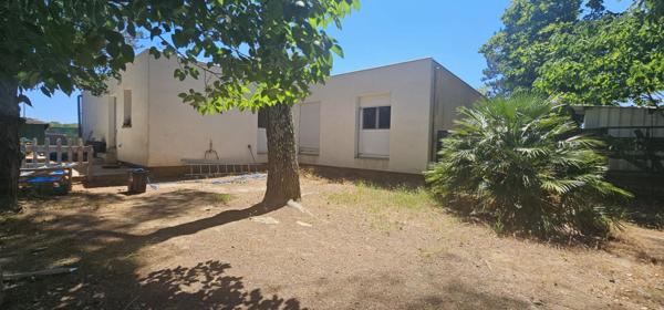 MAISONS AVEC JARDINS ET PARKINGS à BRIGNON (GARD)