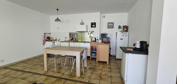 MAISONS AVEC JARDINS ET PARKINGS à BRIGNON (GARD)