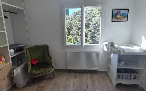 Maison à vendre    4 pièces • 150 m2 Cuges-les-Pins