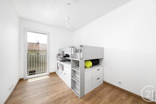 Maison à vendre  4 pièces - 81 m 2   ST JEAN  - 31