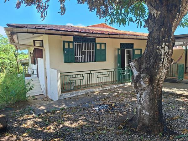 Remire Montjoly 2 maisons mittoyennes 5 pèce(s) 145 m2