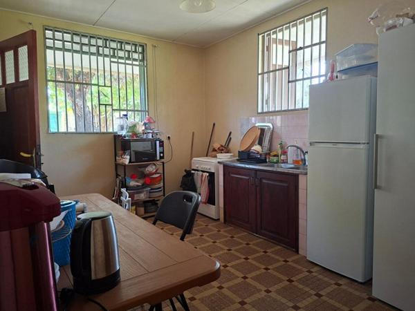 Remire Montjoly 2 maisons mittoyennes 5 pèce(s) 145 m2