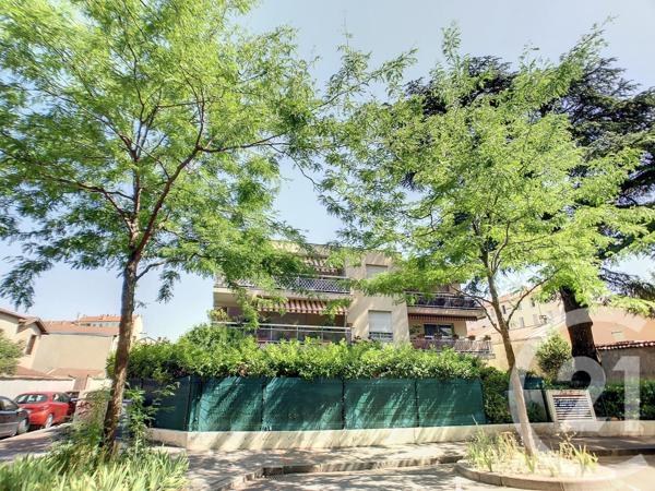 Appartement F3 à vendre  3 pièces - 88,87 m2 LYON - 69003