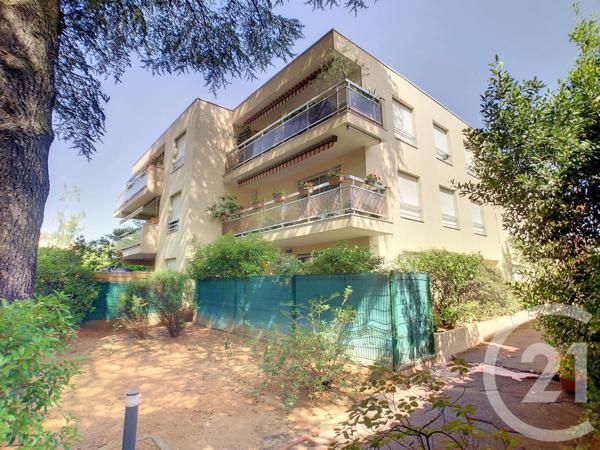 Appartement F3 à vendre  3 pièces - 88,87 m2 LYON - 69003