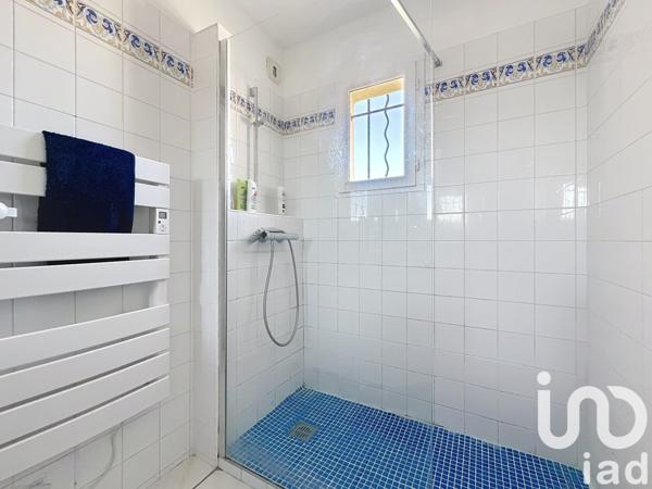 Appartement 2 pièces de 64 m² à Roquebrune-sur-Argens (83520)