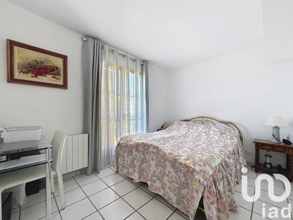 Appartement 2 pièces de 64 m² à Roquebrune-sur-Argens (83520)