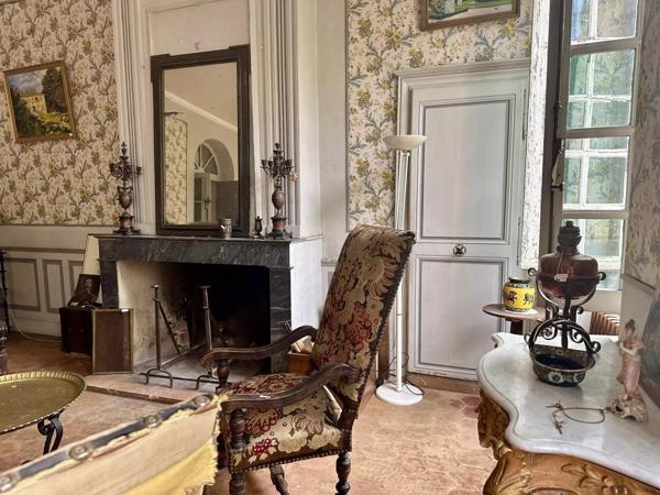 Vente Château 22 pièces 600 m2 à La Réole