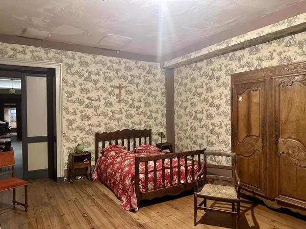 Vente Château 22 pièces 600 m2 à La Réole