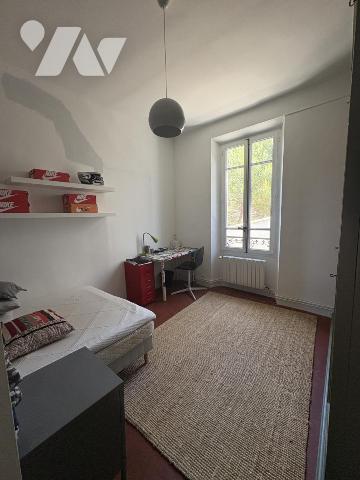 Maison à FORCALQUIER