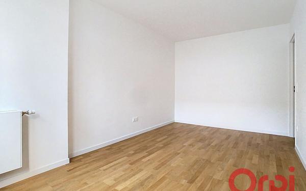 Appartement à louer    3 pièces • 73,72 m2 Châtenay-Malabry