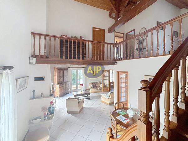 Vente maison Rochefort : 299 500 € - AJP Immobilier Rochefort