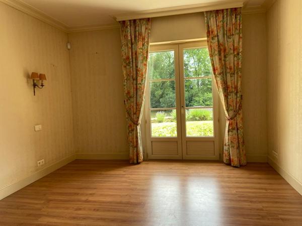 Propriété - Chateauneuf Sur Sarthe 6 pièce(s) 229 m2