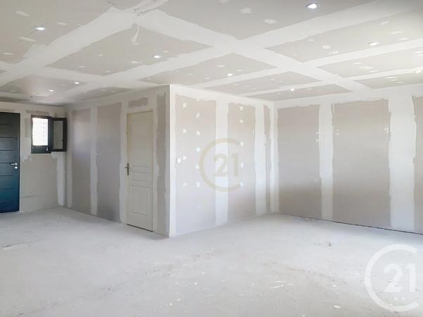 Maison à vendre  4 pièces - 137,80 m 2   TOULOUGES  - 66