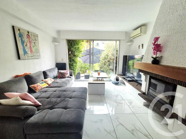 Maison à vendre  4 pièces - 137,80 m 2   TOULOUGES  - 66