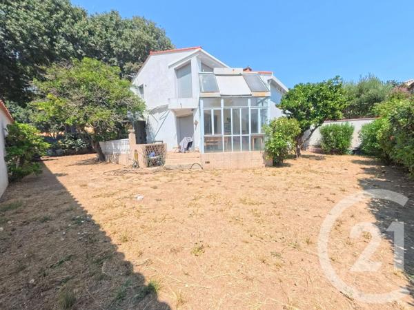 Maison à vendre  4 pièces - 137,80 m 2   TOULOUGES  - 66