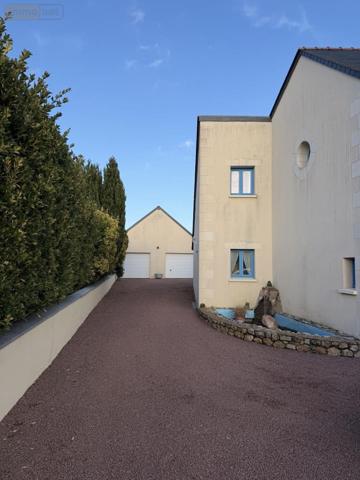 Maison à vendre à Longué-Jumelles dans le Maine-et-Loire (49160), ref : 49076-350