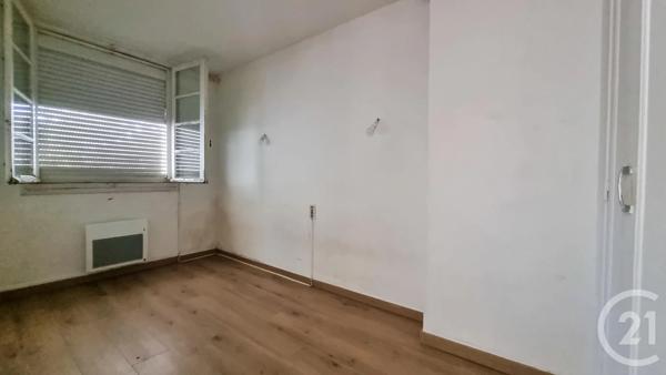 Maison à vendre  5 pièces - 101 m 2   GRAULHET  - 81