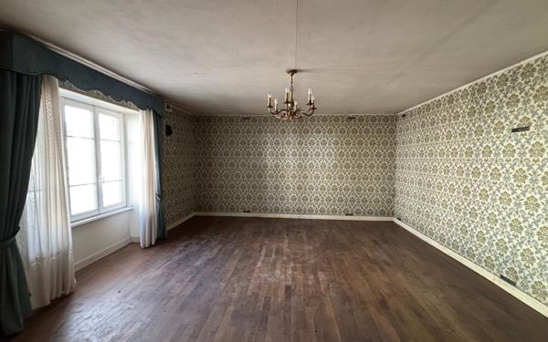 Maison à vendre    5 pièces •  Plouhinec