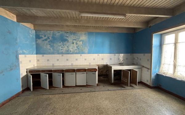 Maison à vendre    5 pièces •  Plouhinec