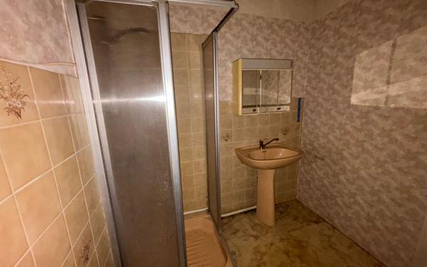 Maison à vendre    5 pièces •  Plouhinec