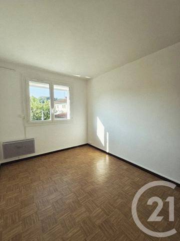 Maison à vendre  5 pièces - 94 m 2   GRAULHET  - 81