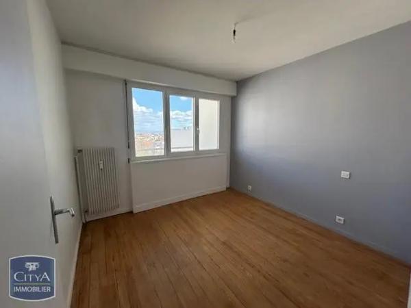 Appartement à louer 3 pièces 59.51m² Clermont-Ferrand (63000)