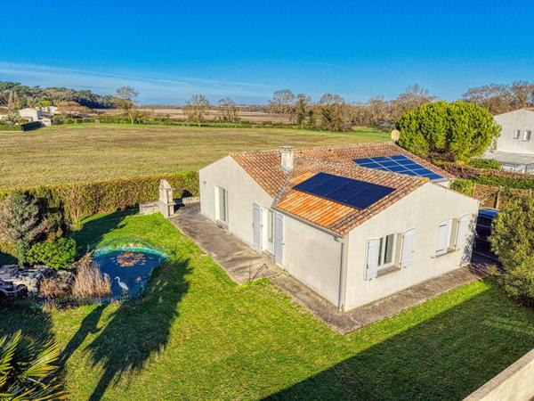 MAISON à MESCHERS SUR GIRONDE
