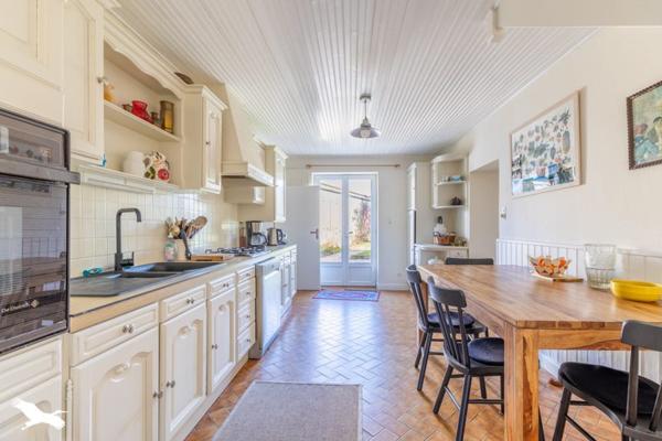 Maison à vendre |  Nesmy |  7 pièces | 170 m²