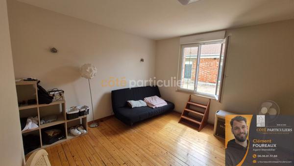 Vente
                Immeuble410 m² - 10 Pièces -
                    PARGNY SUR SAULX (51340)