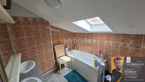 Vente
                Immeuble410 m² - 10 Pièces -
                    PARGNY SUR SAULX (51340)