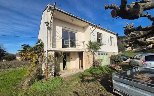 Maison à vendre    4 pièces •  Vénéjan