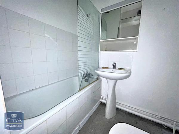 Appartement à louer 3 pièces 46.89m² Montauban (82000)